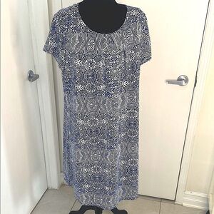 European Creation Blue and White Cap sleeved  fully lined Sheath Dress Size 1X